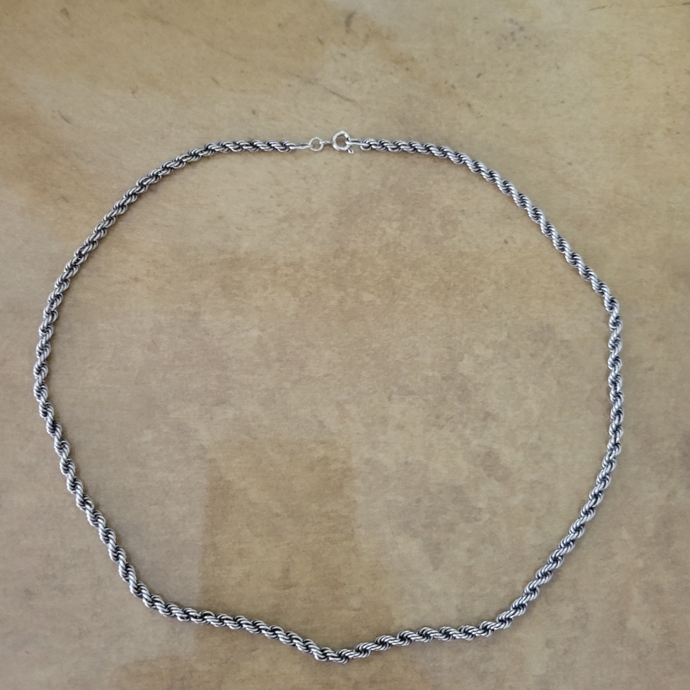 Rope chain necklace
